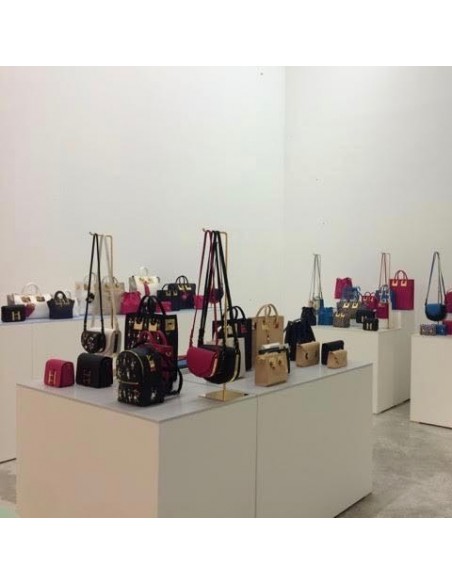 Sophie Hulme artplinths