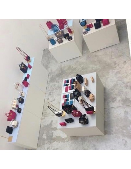 Sophie Hulme artplinths
