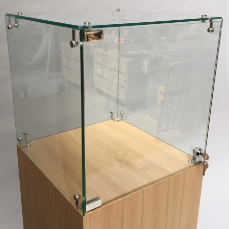 Optional  glass case for hardwood plinths
