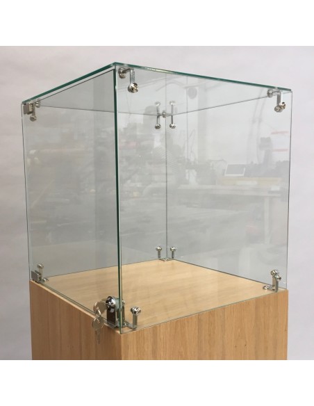 Optional glass case for hardwood plinths